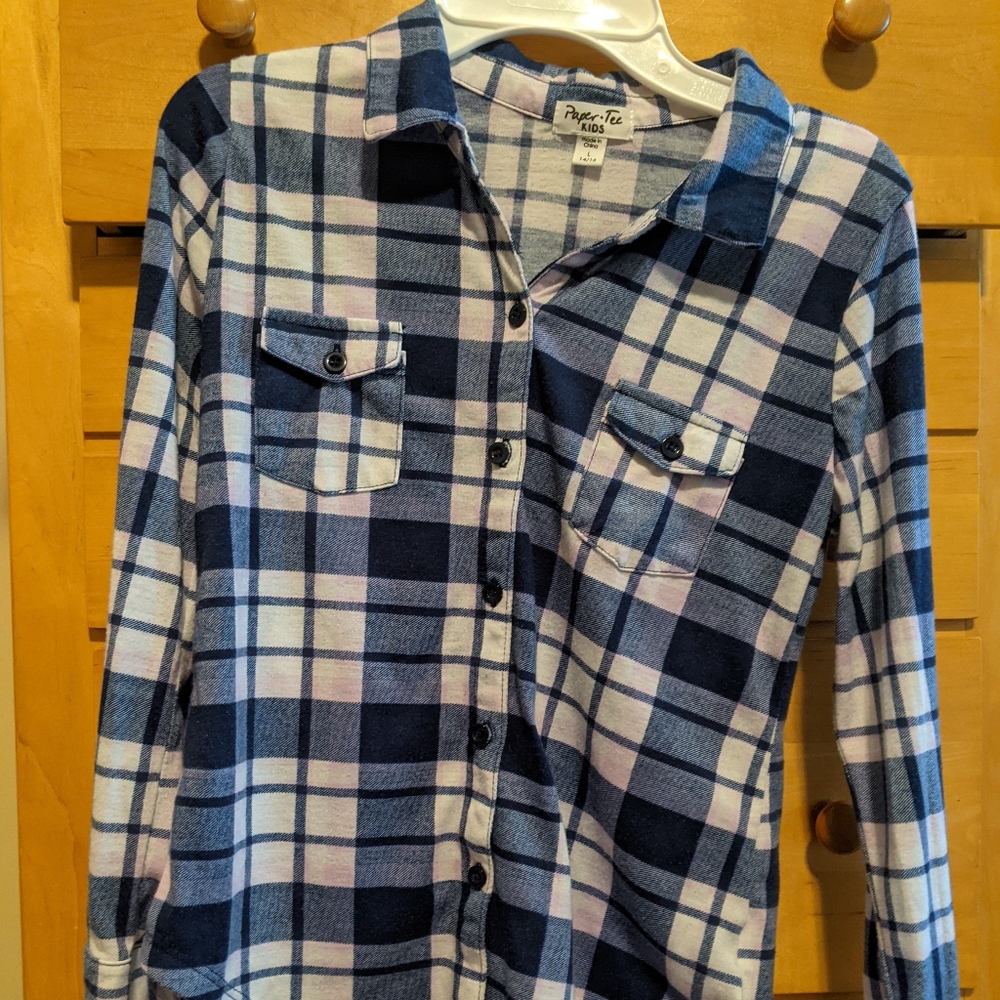 Girls youth long sleeve top